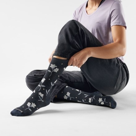 Smartwool Everyday Garden Gala Crew Socks - Women's 1