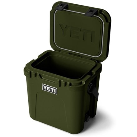 YETI Roadie 24 Hard Cooler 4