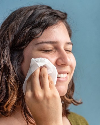 Hustle Clean Face Wipes 2
