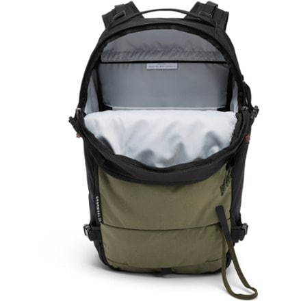 Mountain Hardwear Gnarwhal 25 Snow Pack 4