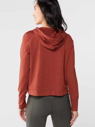 Vuori Halo Essential Hoodie - Women's 2
