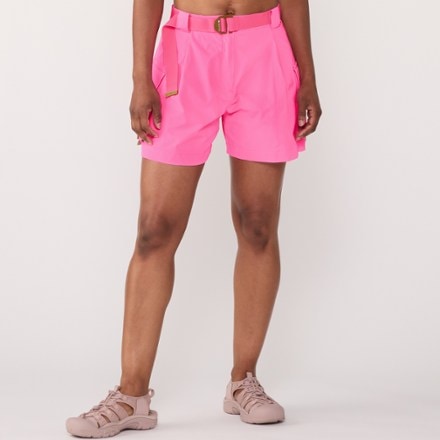 SENIQ Trailmix Cargo Shorts - Women's 2