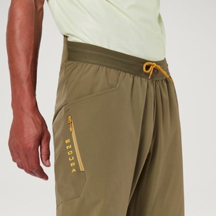 Endura Trailster Bike Pants - Men's 3