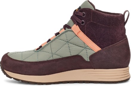 teva sneaker boot