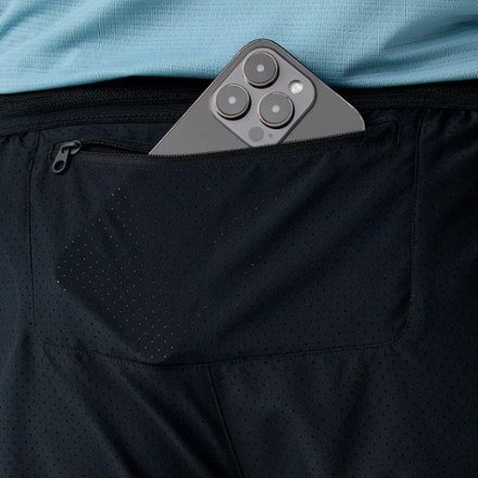 Brooks Dash Cooling 5" Shorts - Men's 3