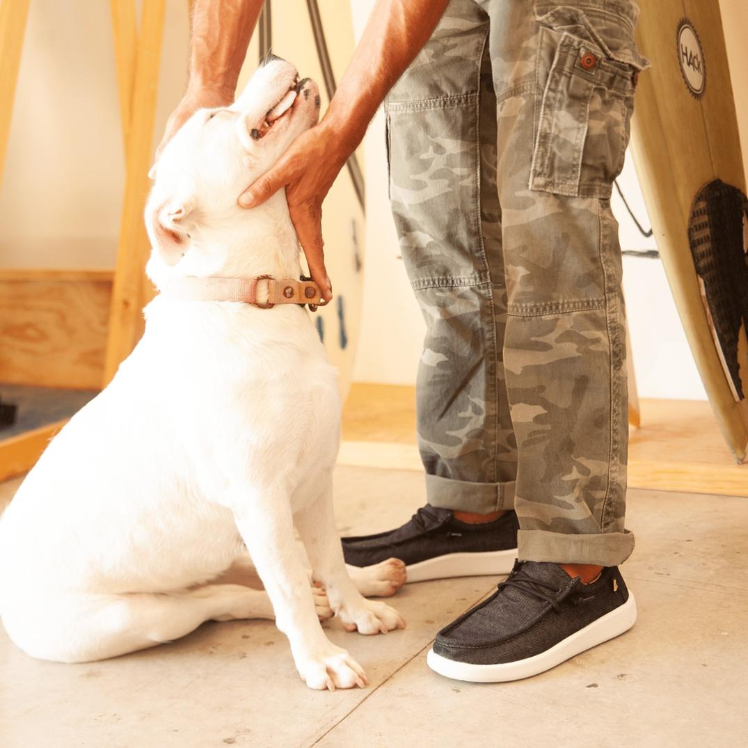 Location Image for Cloud9 Venture Lace-Up Shoes - Men's