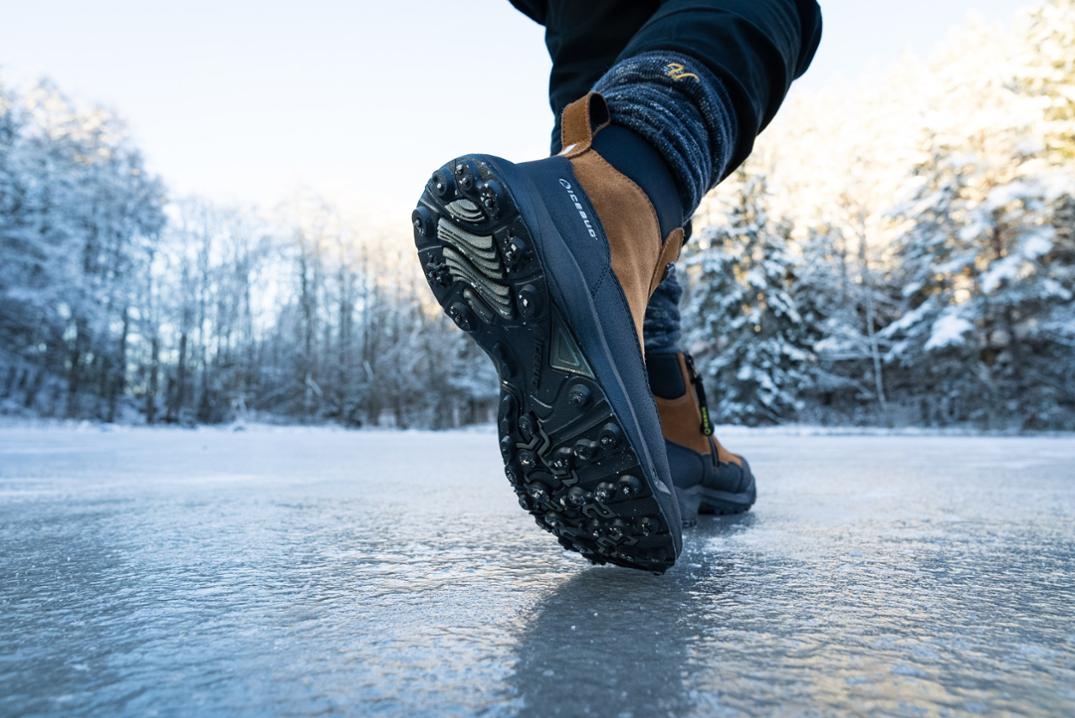 Location Image for Metro2 BUGrip Boots - Women's