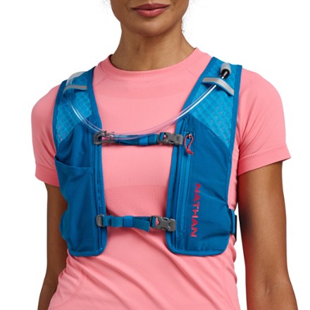 Nathan QuickStart 3.0 6 L Hydration Vest 2