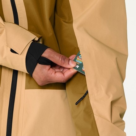 Peak Performance Edge HIPE 2L Insulated Jacket - Women's 8