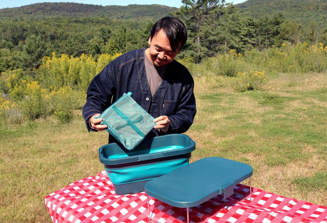 Location Image for Flat Pack Collapsible Picnic Basket