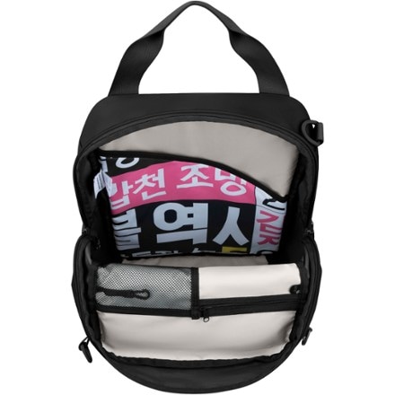 Sherpani Sojourn Tote Pack 3