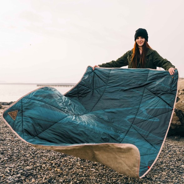 Location Image for Topside Heated Blanket