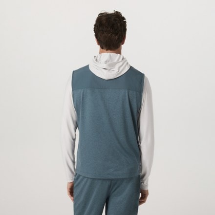 Vuori Sunday Element Vest - Men's 2
