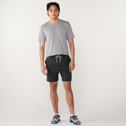 Vuori Sunday Performance Shorts - Men's 3