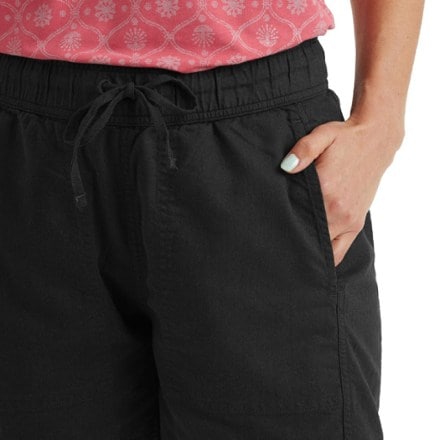 Sherpa Adventure Gear Palmo Shorts - Women's 4
