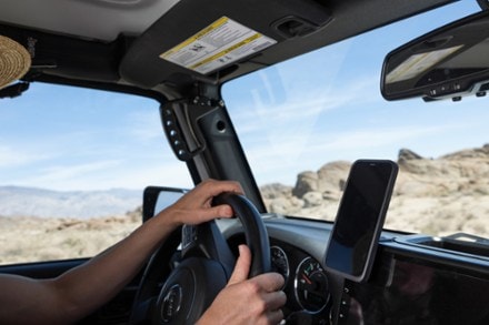 Peak Design Car Mount - Charging Qi2 3