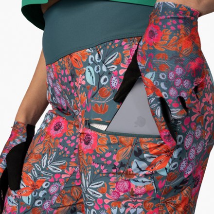 SHREDLY Limitless 11" Stretch Waistband High-Rise Bike Shorts - Women's 10