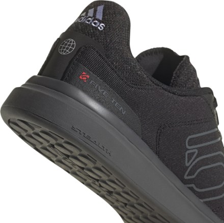 Five Ten Sleuth DLX Canvas Bike Shoes - Men's 6