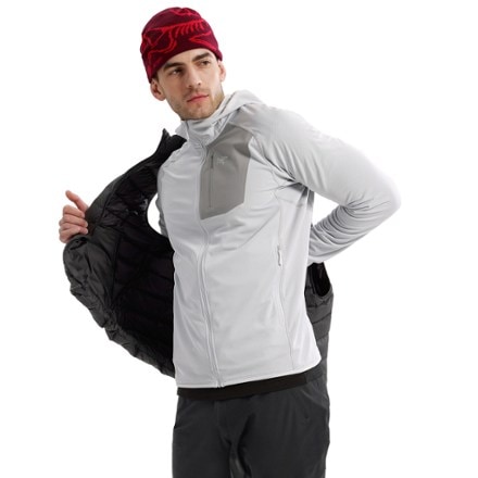 Arc'teryx Delta Hoody - Men's 6