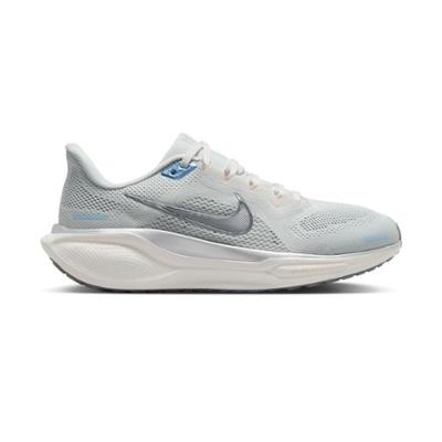 Nike Women