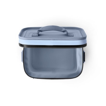 YETI Hopper Flip 8 Soft Cooler 5
