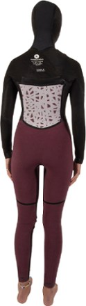 Sisstrevolution 7 Seas 5/4 mm Hooded Chest Zip Wetsuit - Women's 5