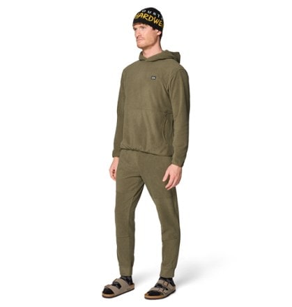 Mountain Hardwear Microchill Joggers - Men's 2