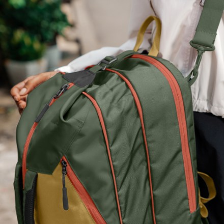 Location Image for Juno Pack - Women's
