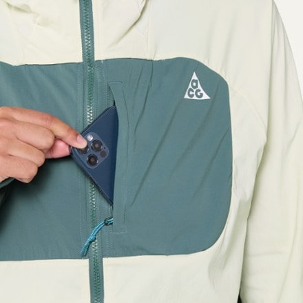 Nike ACG UV Five Towers Jacket - Women's 5