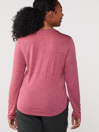 Icebreaker Sphere II Long-Sleeve T-Shirt - Women's 2