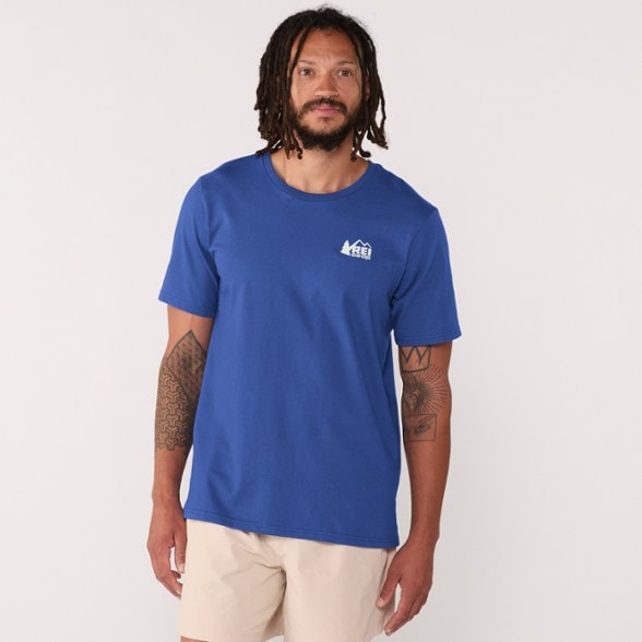 Model info: Height: 6' 2" | Waist: 32" | Wearing size: M