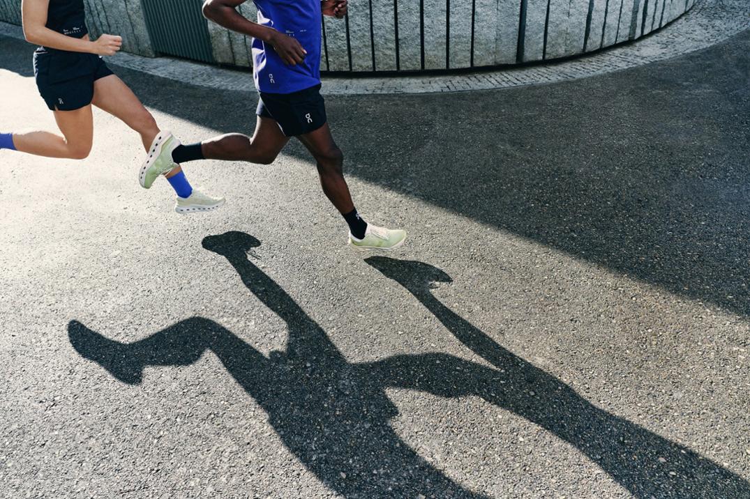 Location Image for Cloudrunner 3 Road-Running Shoes - Men's