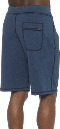 Back View (Blue Ridge)