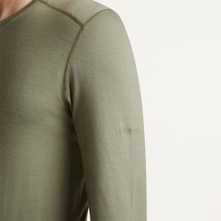Icebreaker Merino 200 Oasis Long-Sleeve Crewe Thermal Top - Men's 1