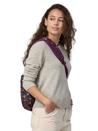 Patagonia Atom Sling Bag 4