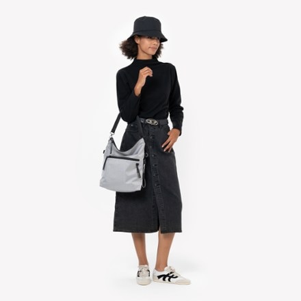 Sherpani Vale AT Shoulder Bag 5