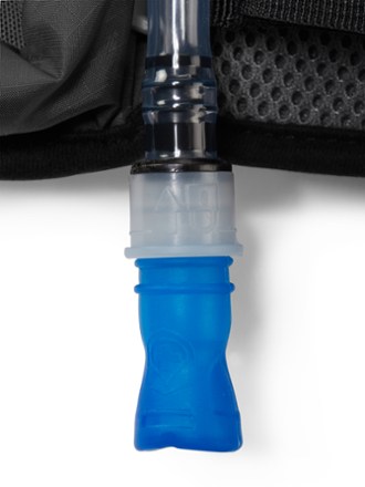 Nathan Quickstart 2.0 3 L Hydration Pack 2