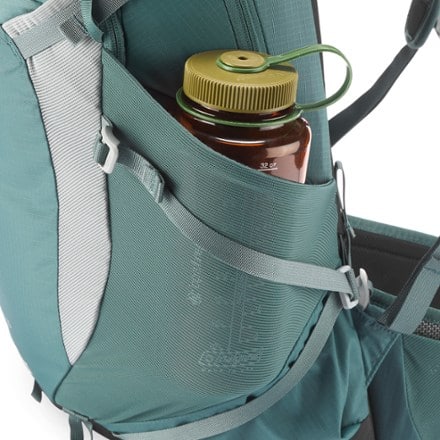 Osprey Sportlite 25 Pack Water bottle pocket (Water bottle sold separately)
