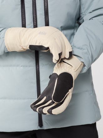 REI Co-op First Chair GTX Snow Gloves - Women's 1