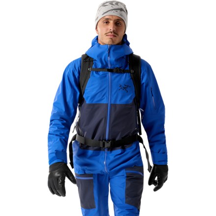 Arc'teryx Quintic 16 Pack 2