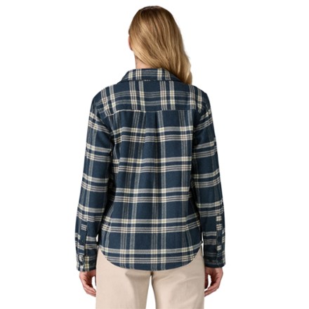 Patagonia Fjord Flannel Shirt - Women's 2