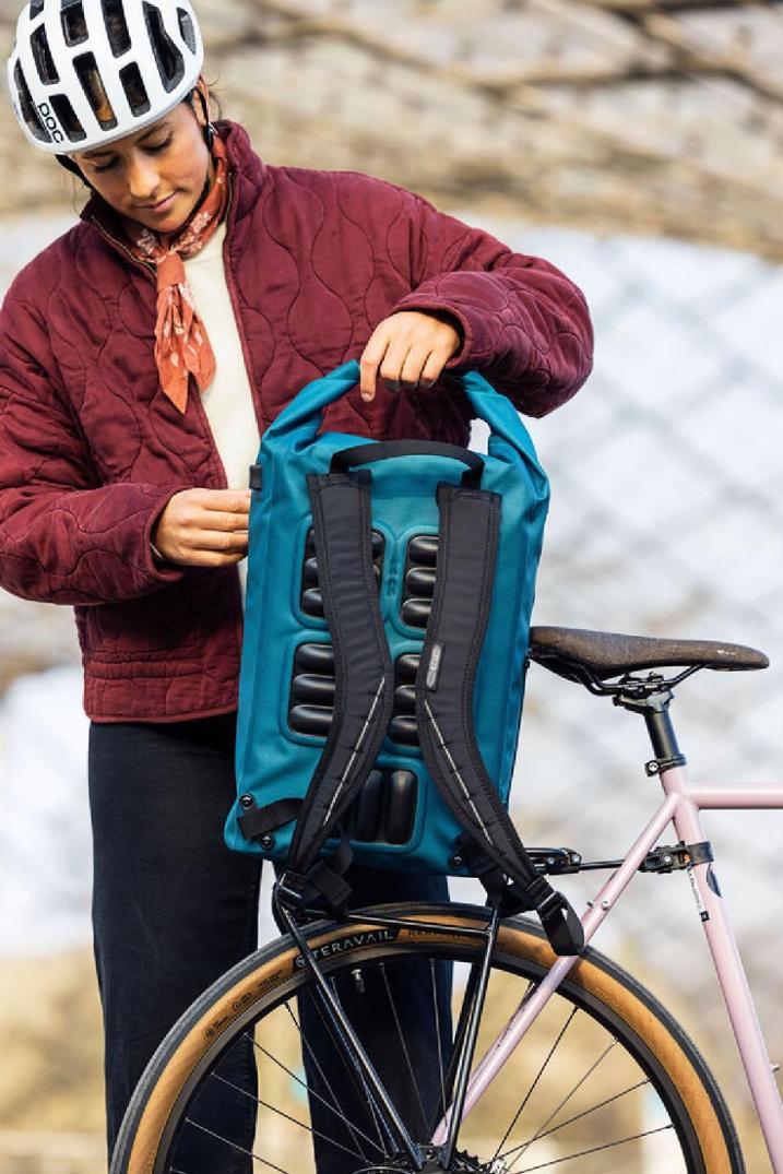 Location Image for Vario Lite Pannier - 22L - Single