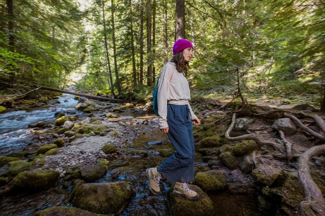 Location Image for Inquire Mid Hiking Boots - Women's