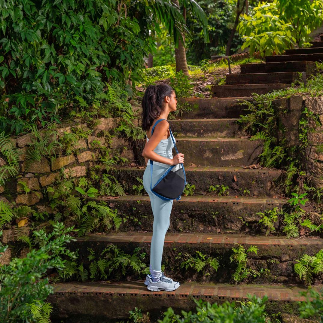 Location Image for Cross Link 6 L Sling Bag