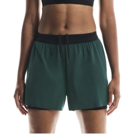 On 3" Performance 2-in-1 Shorts - Women's 4