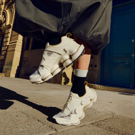 Location Image for SpeedARC Surge BOA Hiking Shoes - Women's