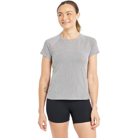 Oiselle Flyout Shirt - Women's 2