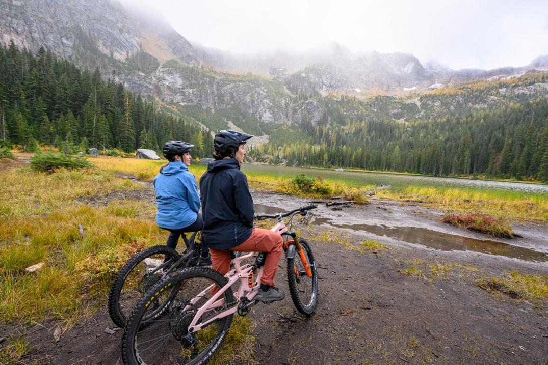 Location Image for Freewheel Half-Zip Bike Hoodie - Women's