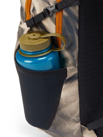Osprey Daylite Plus Pack Special Edition Water bottle pocket (Water bottle sold separately)