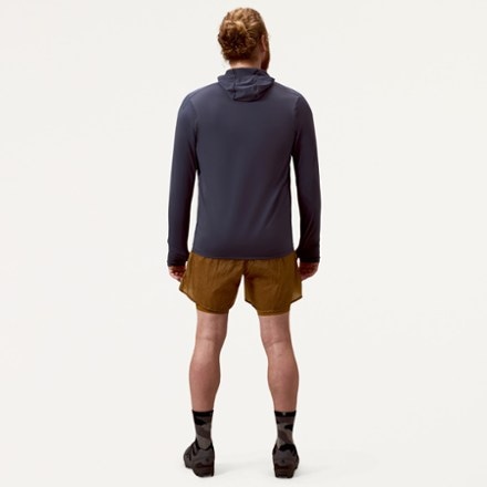 Endura Alltrack Roam Cycling Scuba Hoodie - Men's 9